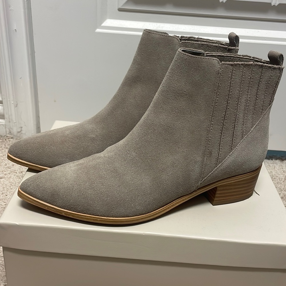 Marc Fisher boots